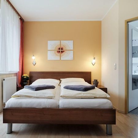 Pension Zum Romer Enns Esterno foto