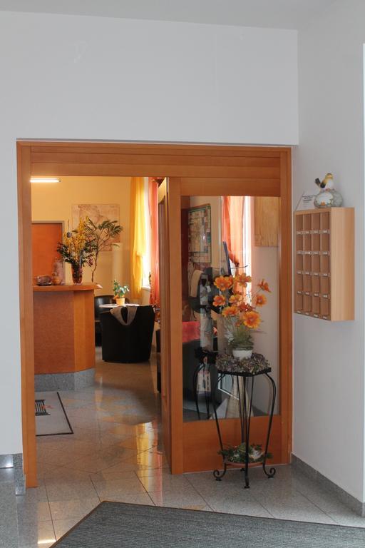 Pension Zum Romer Enns Esterno foto